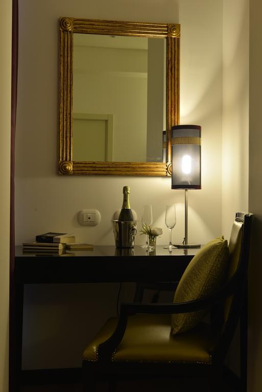 Ig-Suites Roma Phòng bức ảnh